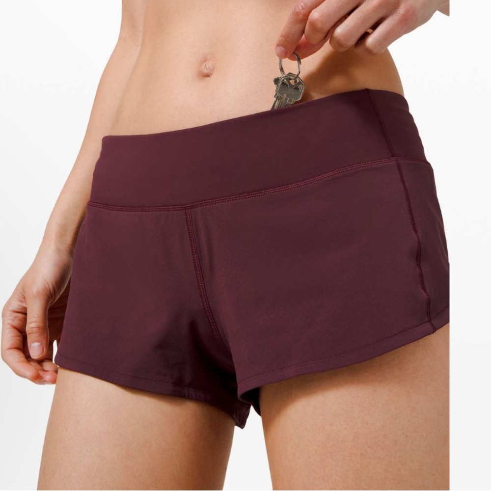 Lululemon Speed Up shorts in Cassis